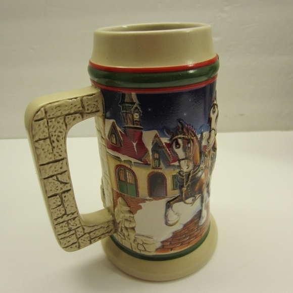 Vintage 1998 Budweiser Holiday Stein Grant’s Farm Holiday - Picture 4 of 16